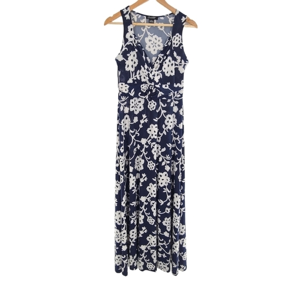 Candalite Dresses & Skirts - Candalite Textured‎ Floral Maxi Dress Navy Blue Sleeveless